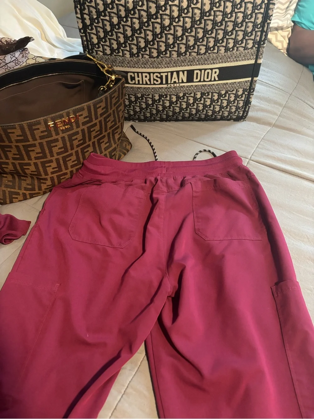 Scrub Joggers - Picture 3 of 3